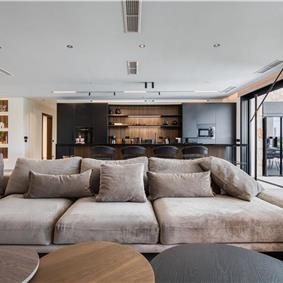 5 bedroom luxury seaside villa with indoor & outdoor pool, near Acharavi, sleeps 10